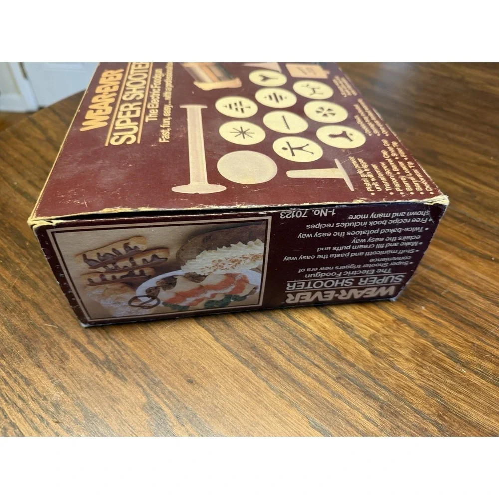 Wear-Ever Super Shooter Electric Cookie Pastry Press Gun In Box #70123 WORKS VTG